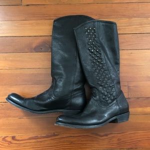 ⚡️black Frye boots studded 9